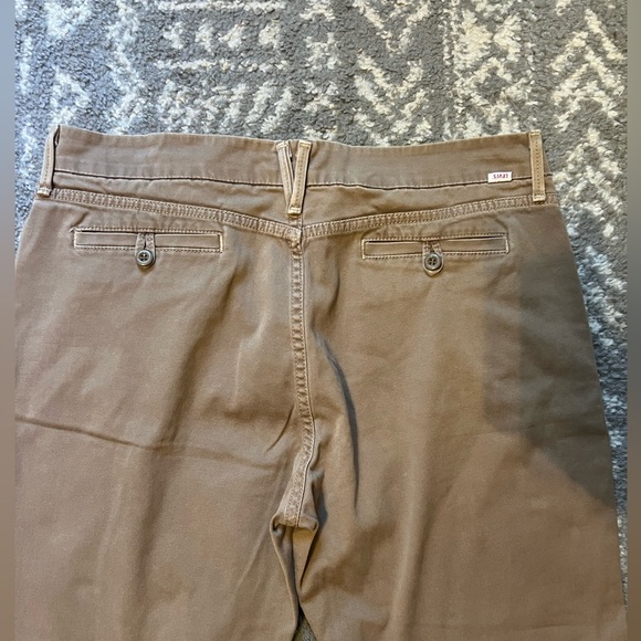 Levi’s Brown Cropped Pants size 14 (P102) - Picture 9 of 9